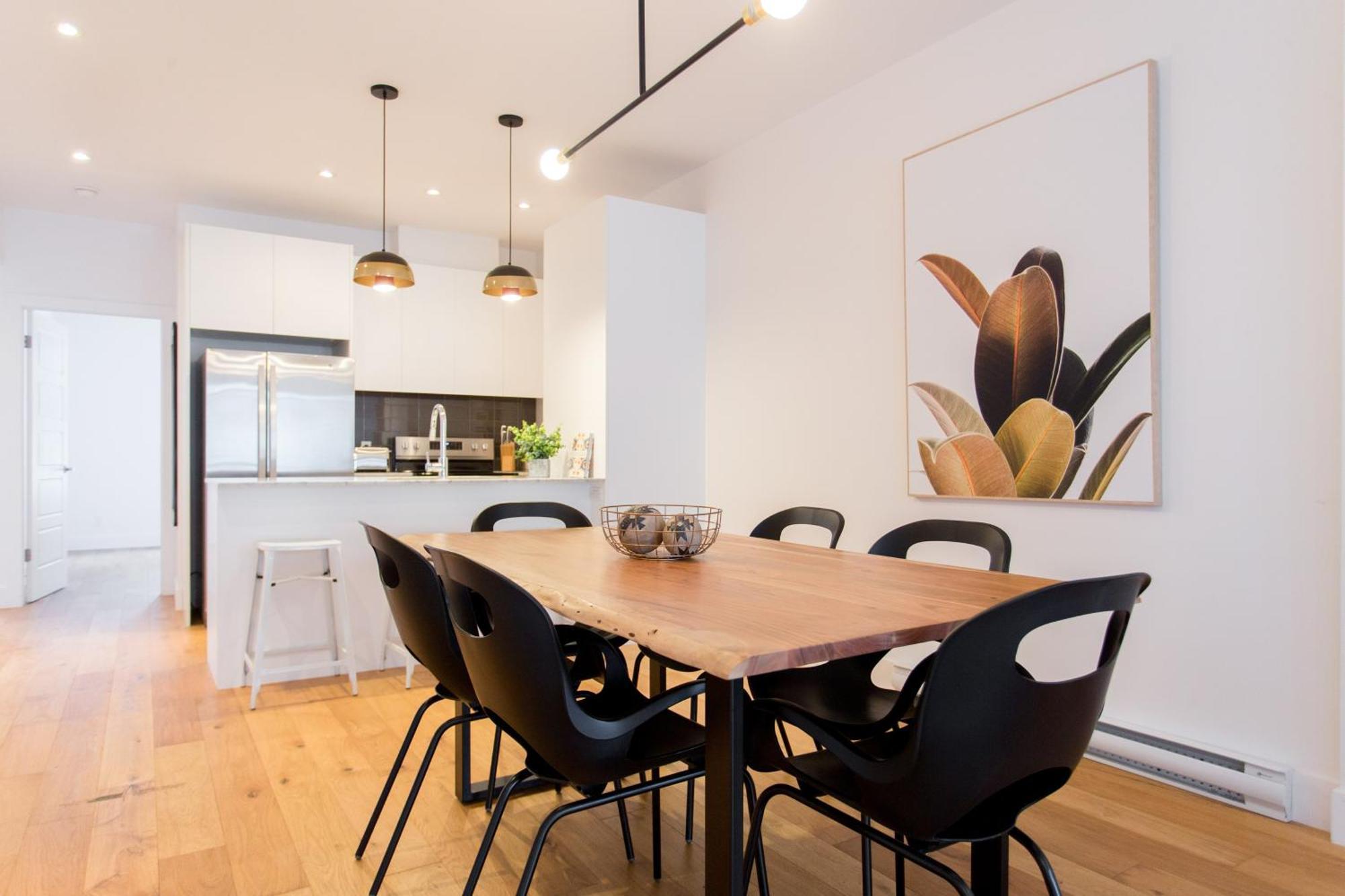 Hip, Stylish Apartment In Little Italy By Den Stays A Montreal Habitación foto